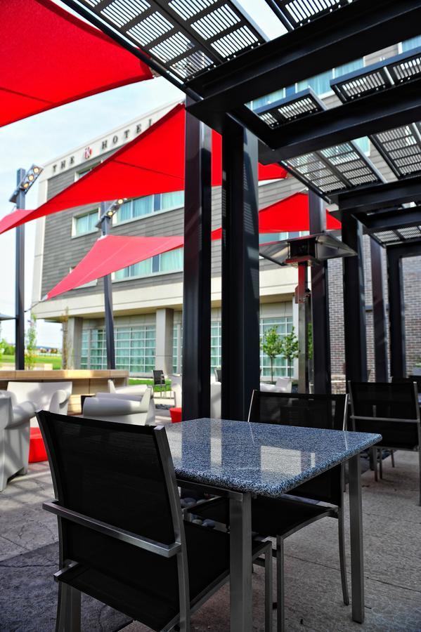 The Hotel At Kirkwood Center Cedar Rapids Exterior foto